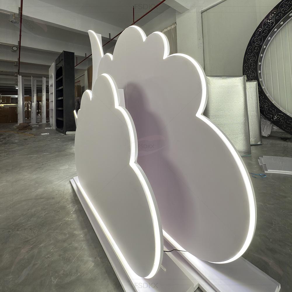Chic Led Light Moon&Cloud PVC  - Lighting Decor Rentals recension och pris